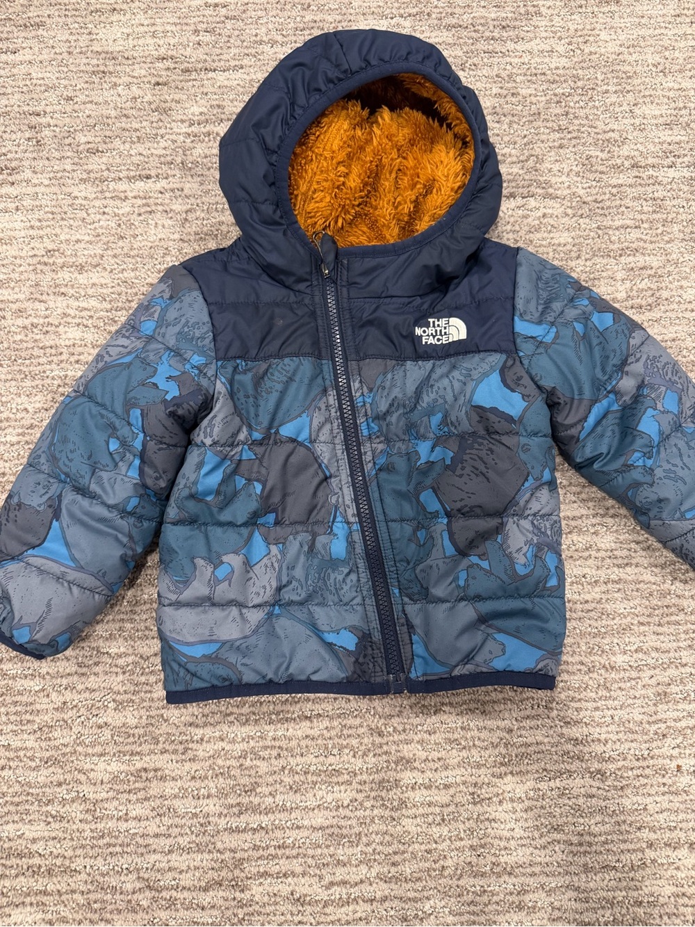 The North Face 2T Kids Reversible Fleece Puffer Jacket Blue Camo Brown Sherpa
